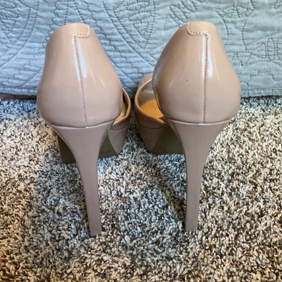 Jessica Simpson high heels nude color size 7 - Picture 3 of 6